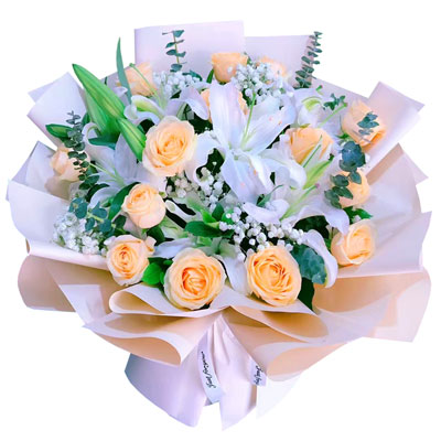 文山16朵香槟玫瑰2支百合，爱的温暖和幸福